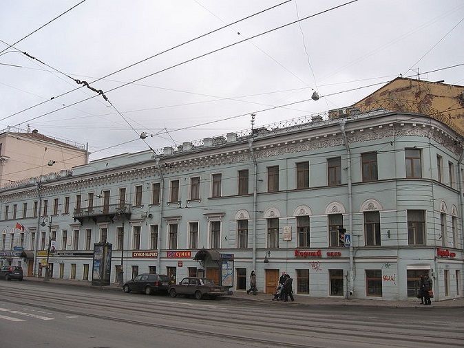 Музей Некрасова в Петербурге открыли в день 200-летия поэта